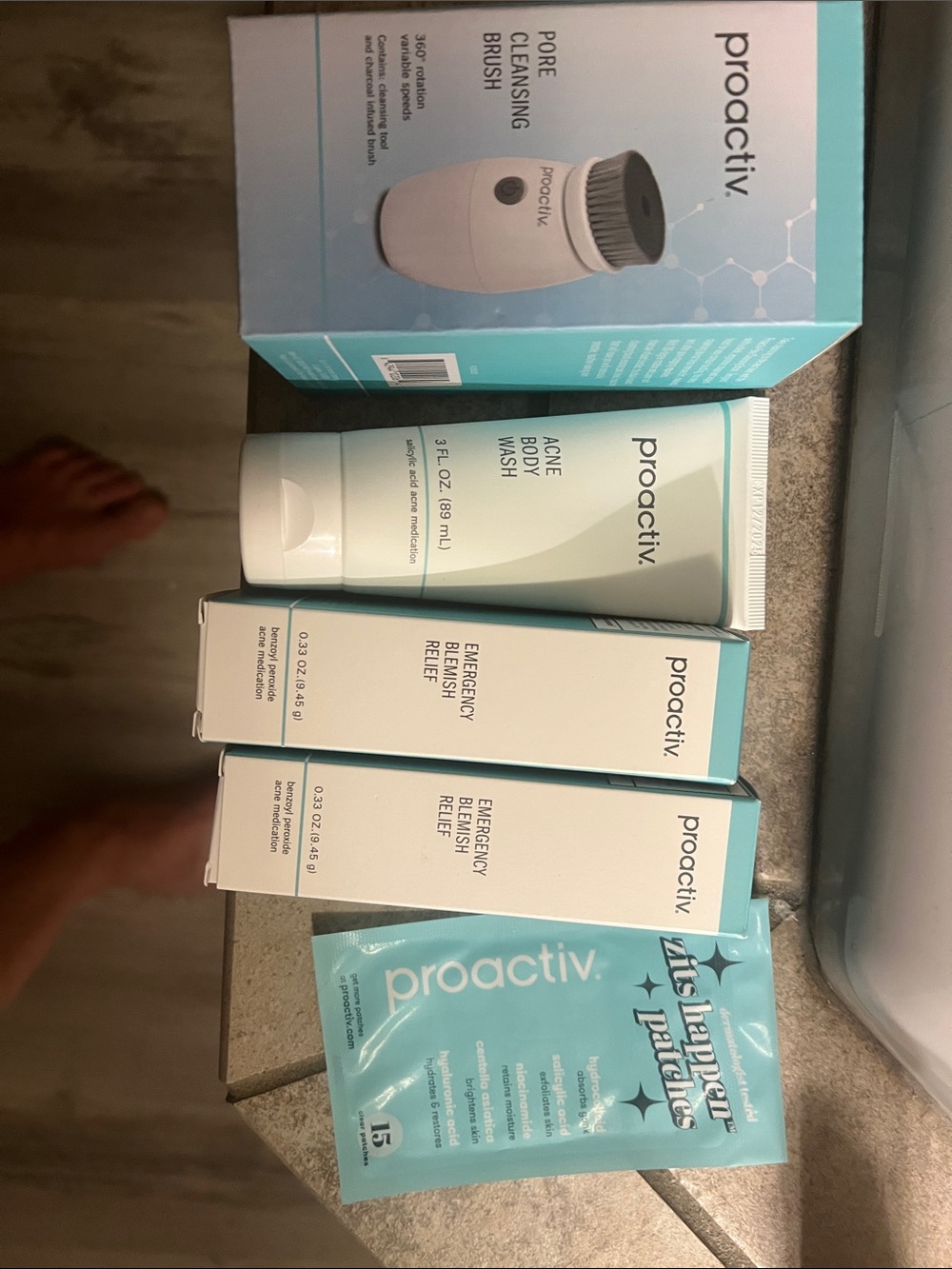 Proactiv Skincare Set in Light Blue & White